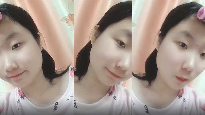 年轻女子还会自拍勾引你.